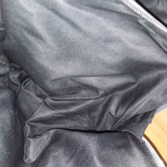 Handbag - Picture 5 of 8